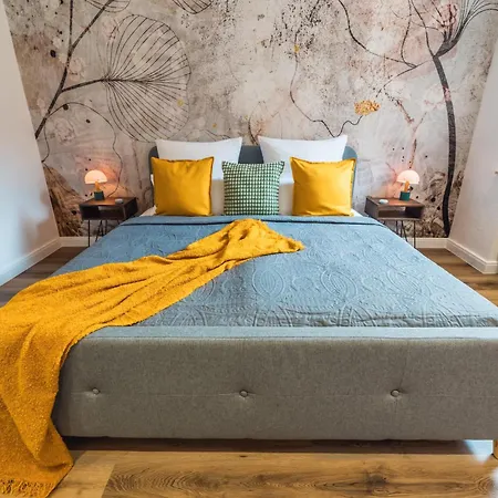 Stylisch - Ruhig - Gemuetlich - Zentral - Einladend