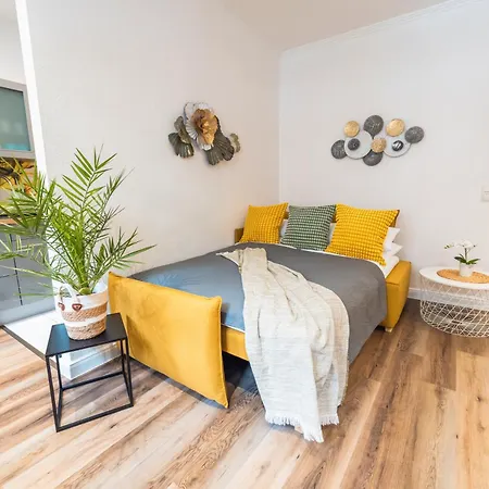 아파트 Stylisch - Ruhig - Gemuetlich - Zentral - Einladend 크레펠트