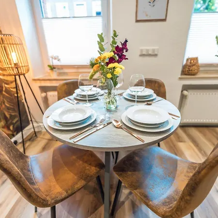 Stylisch - Ruhig - Gemuetlich - Zentral - Einladend * 크레펠트